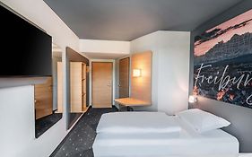B&B Hotel Freiburg-Süd